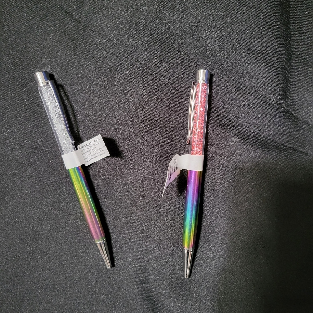 Pens - Picture 4 of 5